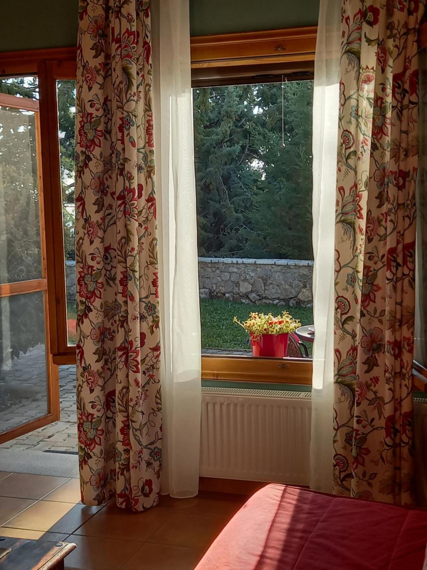 Kastalia Country Home Арахова Екстериор снимка